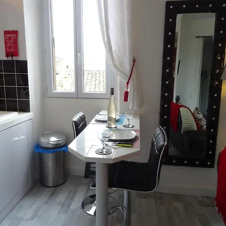 Rue St Antoine Cannes