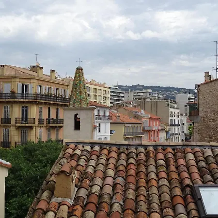 Rue St Antoine Cannes